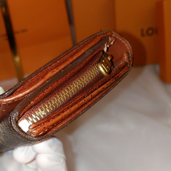 💥SOLD💥Louis Vuitton wallet - Picture 8 of 16